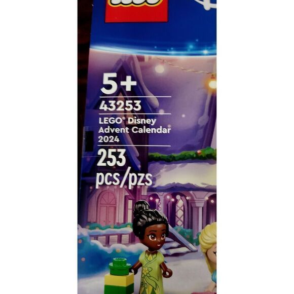 NEW IN BOX COLLECTIBLE LEGO DISNEY 2024 ADVENT CALENDAR AND PLAY SET - Picture 4 of 7